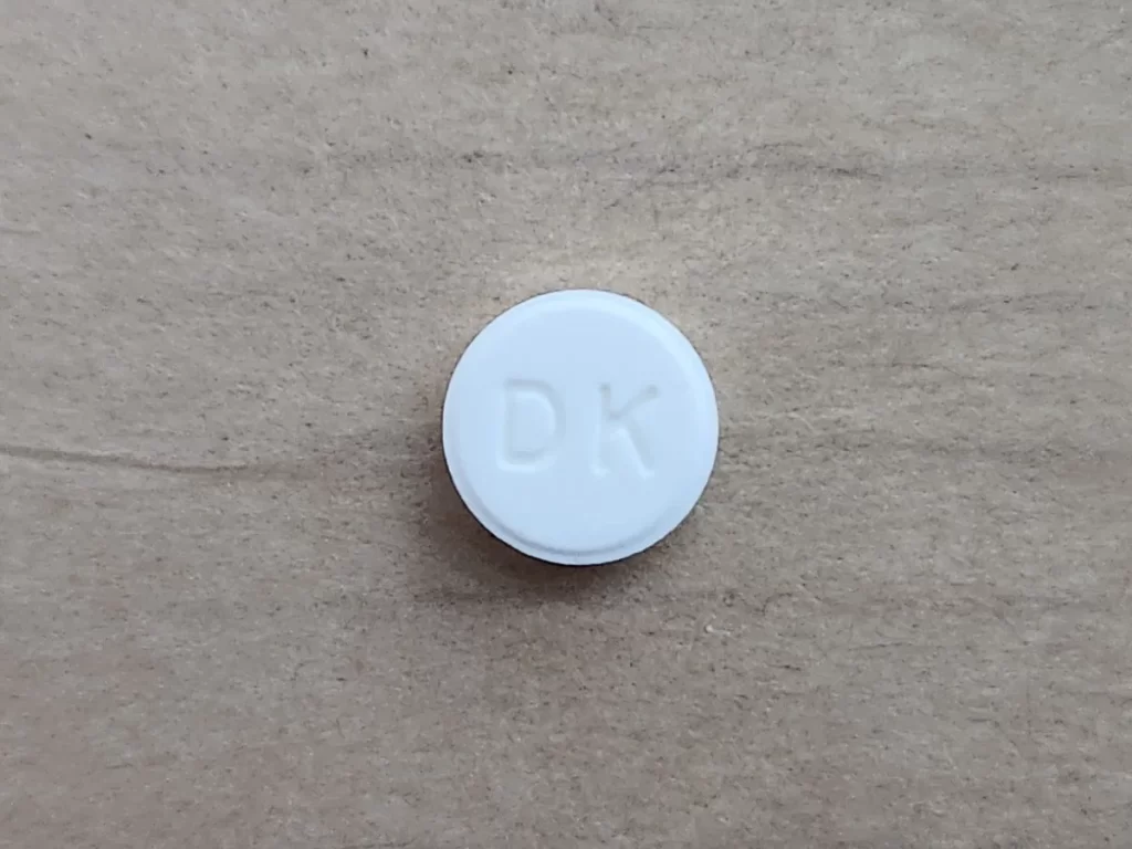 인데놀정 10mg 정면